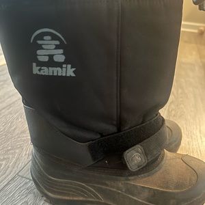 Kamik waterproof snow boots